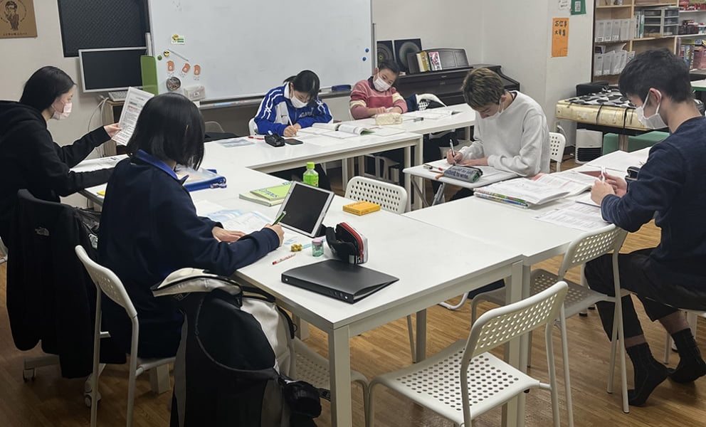 予約無しでたっぷり使える自習室