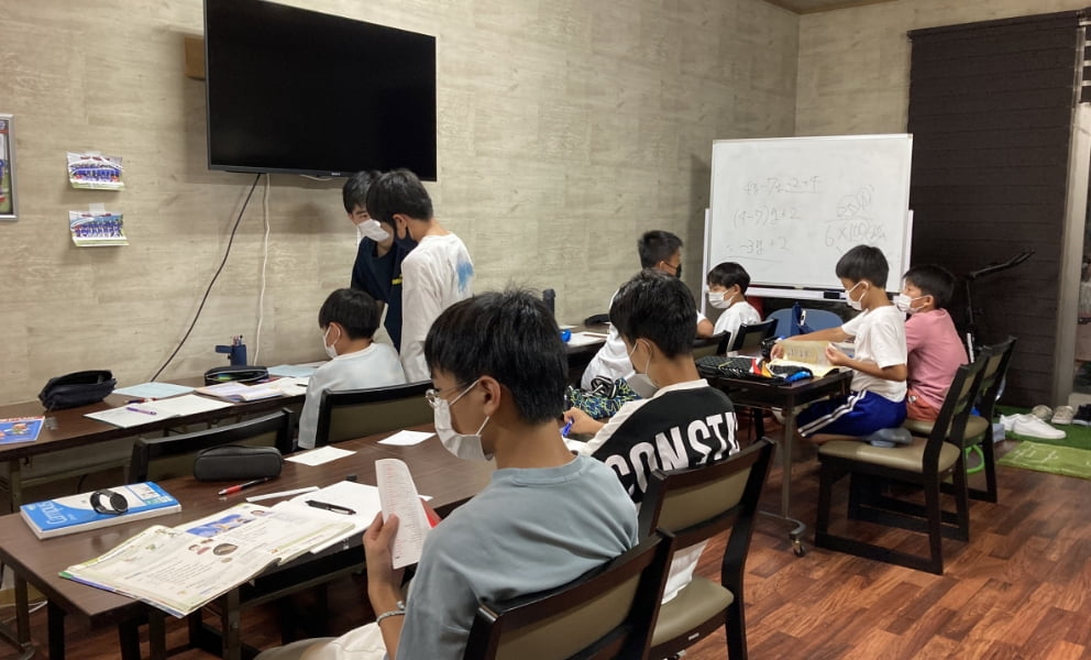 元教員が常駐・テスト対策も安心