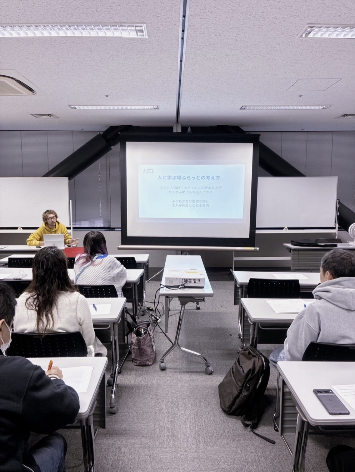 横のつながり（岐阜市、一宮市：フリースクール、通信...